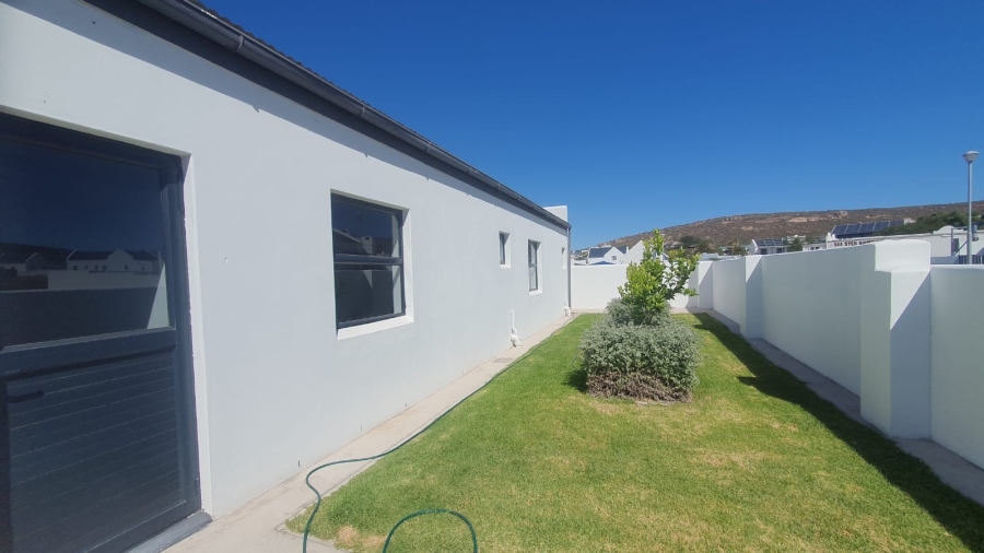 3 Bedroom Property for Sale in Sandpyper Village Western Cape